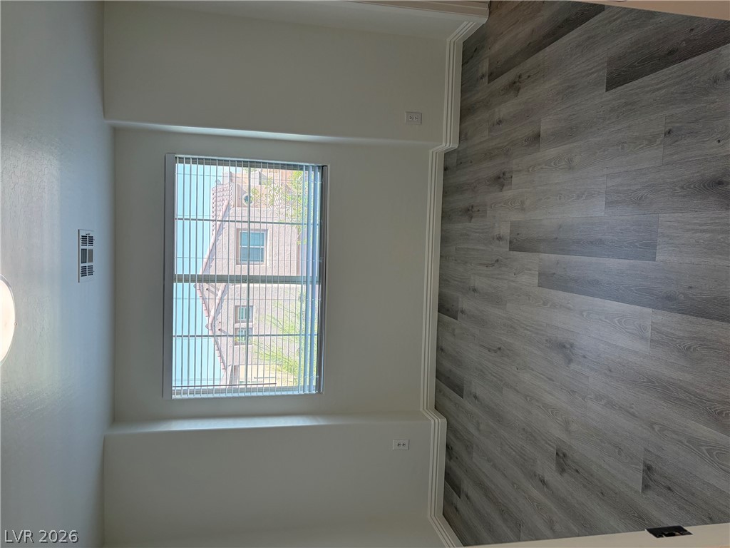 283 Walkinshaw Avenue Property Photo 8