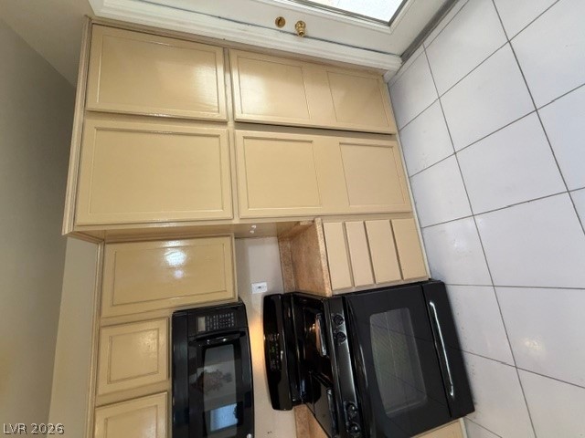 9042 Iron Crow Avenue Property Photo 5