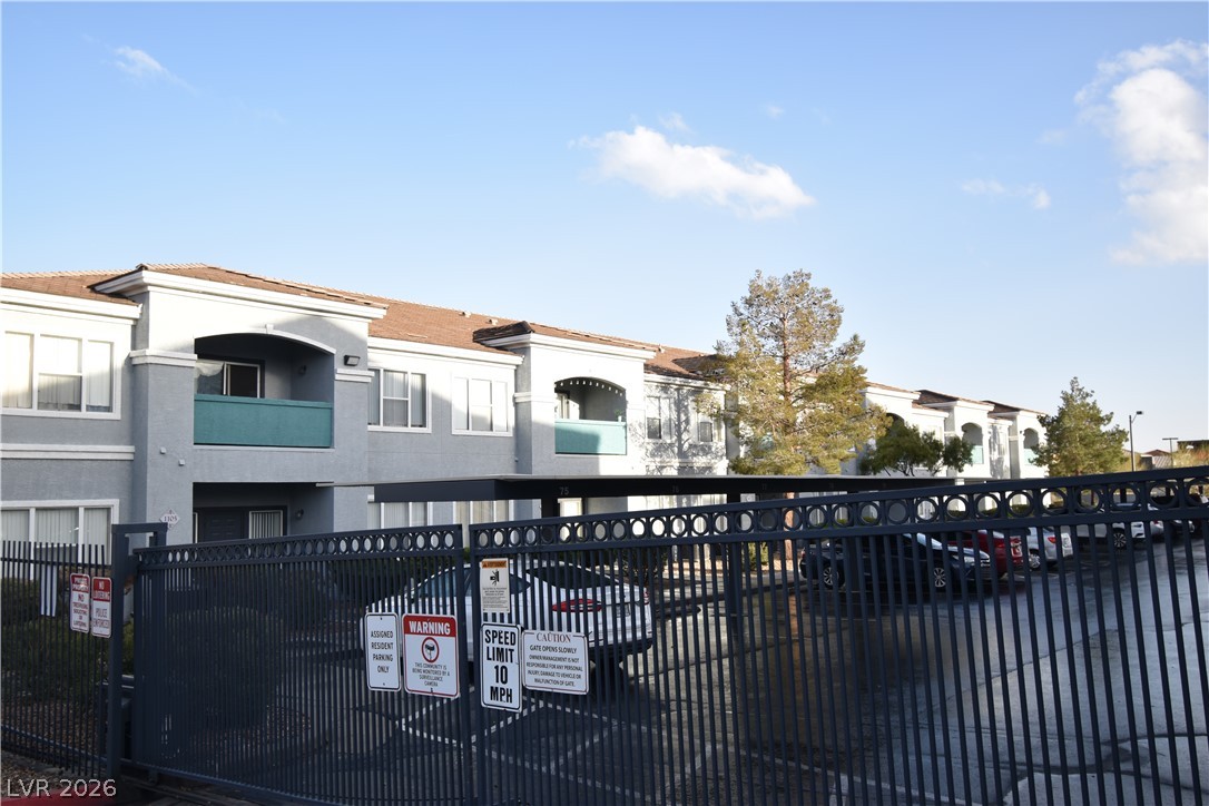 6955 North Durango Drive 2107 Property Photo 4