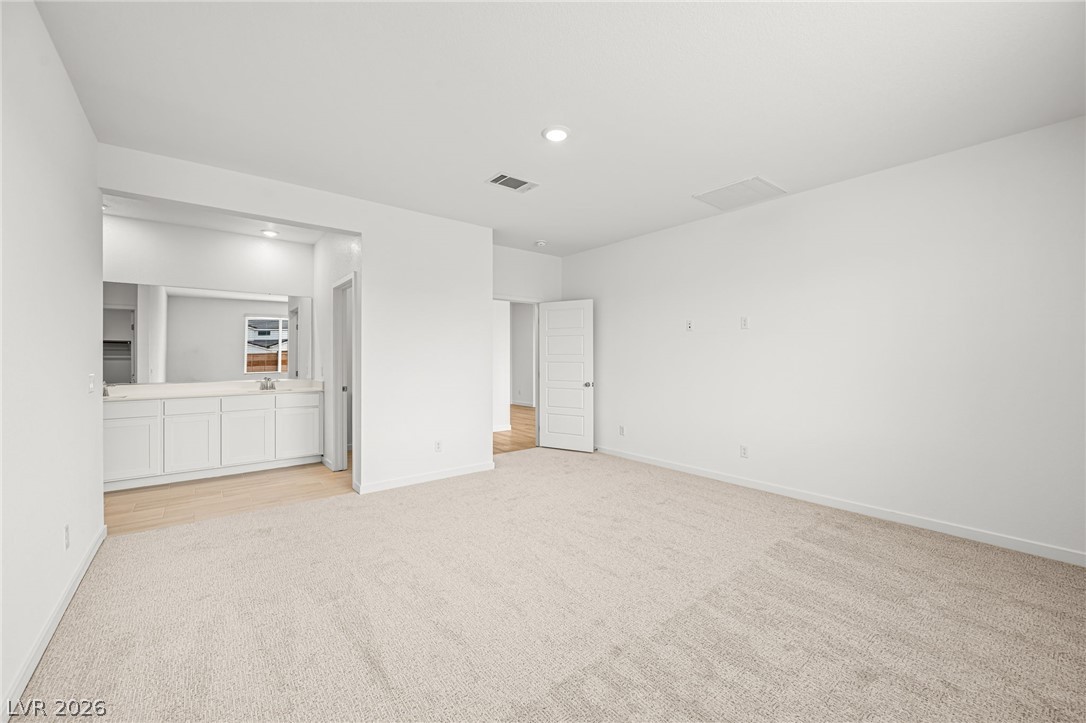 287 Sam Way Property Photo 13
