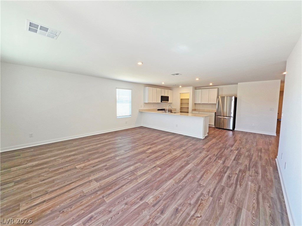 660 East Huyana Wind Drive Property Photo 37