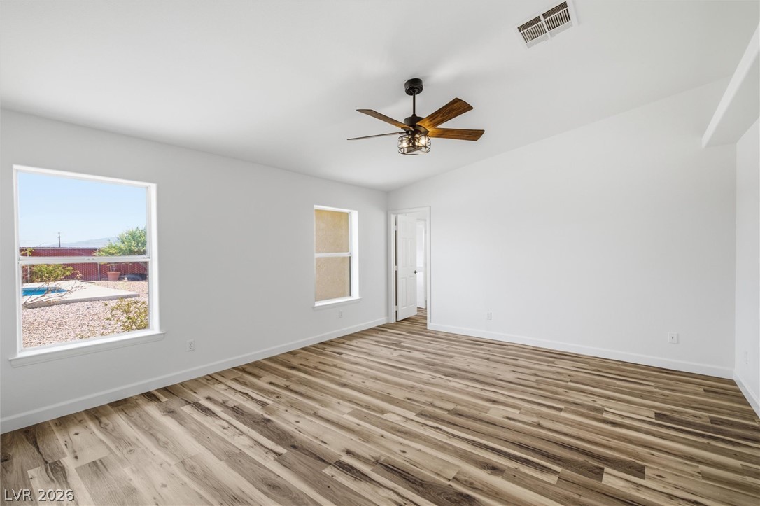 841 East Falcon Street Property Photo 19