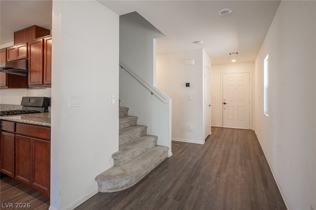 5548 Anshan Street Property Photo 2