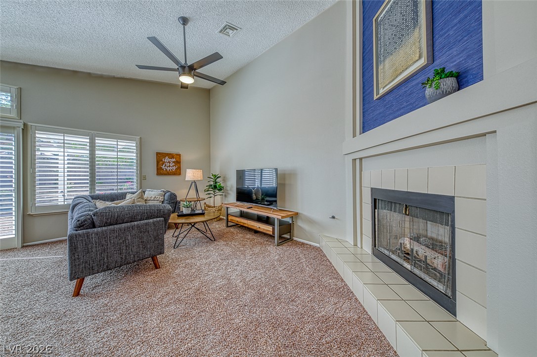8421 Honeywood Circle Property Photo 7