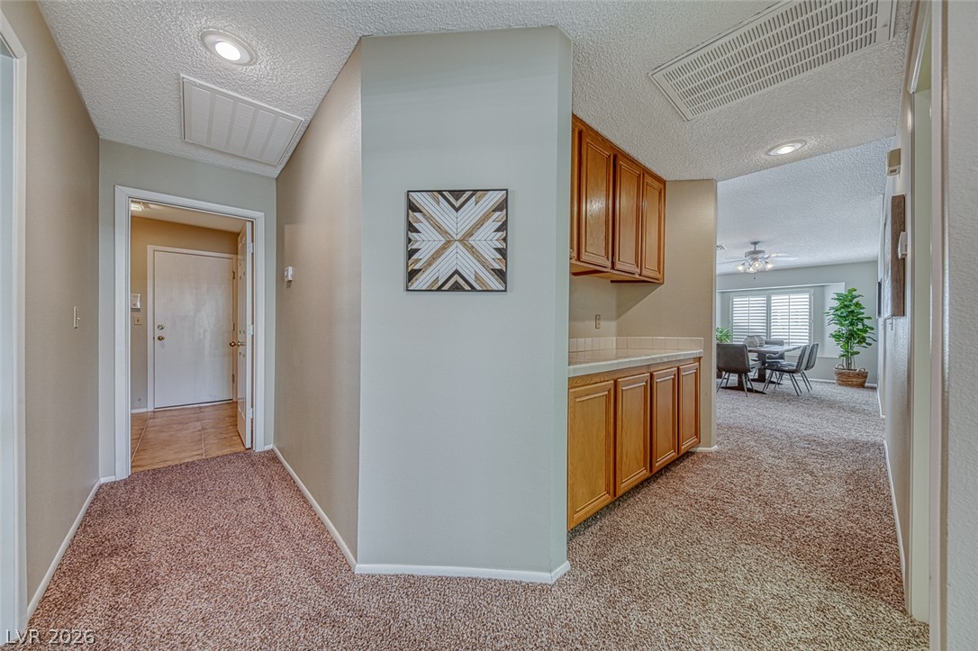8421 Honeywood Circle Property Photo 8