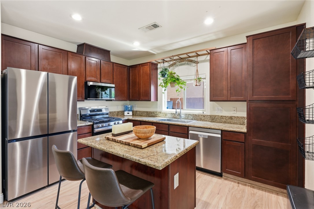 10637 Axis Mountain Court Property Photo 13