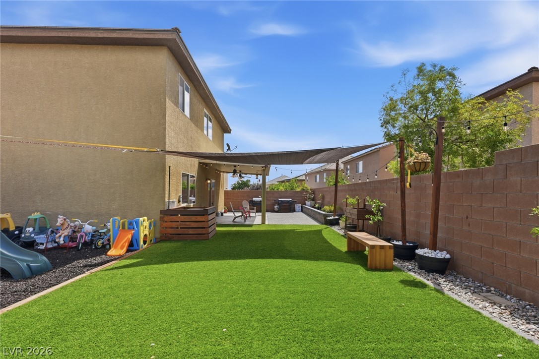 10637 Axis Mountain Court Property Photo 37
