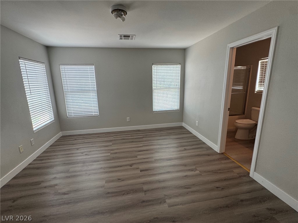 676 Magrath Street Property Photo 13