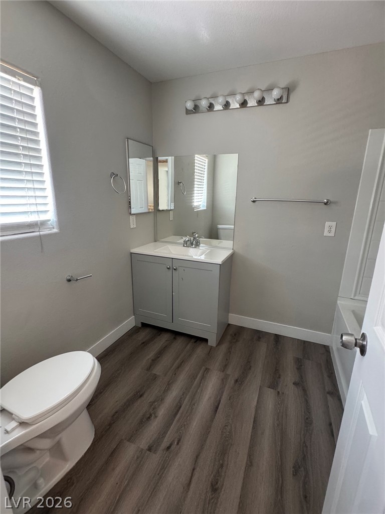 676 Magrath Street Property Photo 17