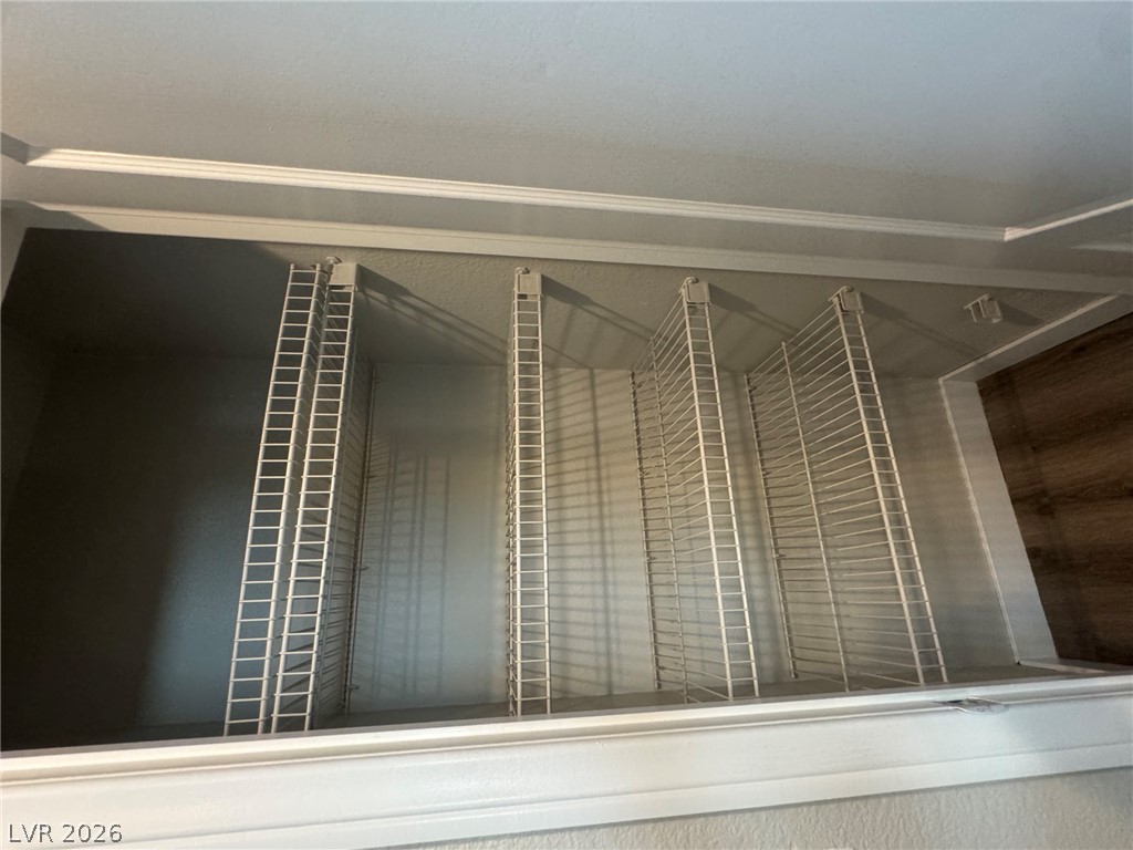 676 Magrath Street Property Photo 21