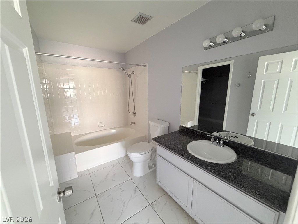 2832 Mill Point Drive Property Photo 12