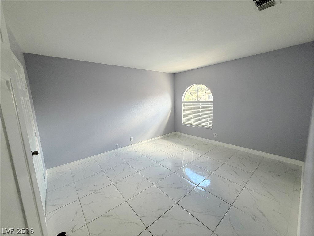 2832 Mill Point Drive Property Photo 23