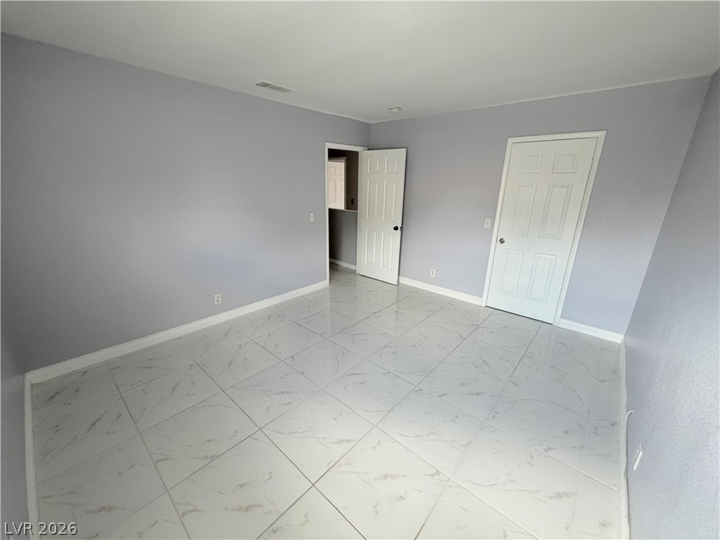 2832 Mill Point Drive Property Photo 24