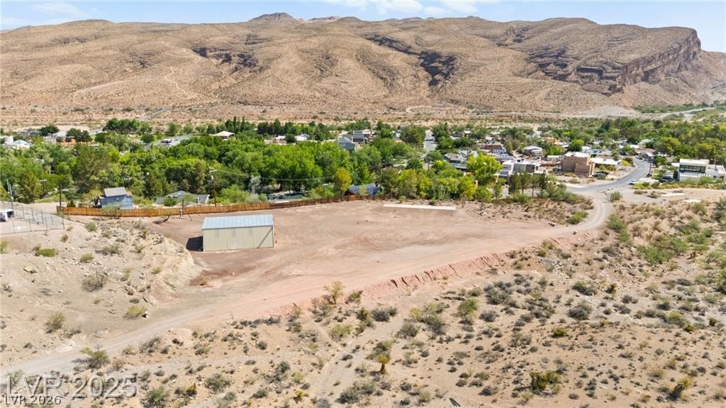 100 Spanish Trail Property Photo 14