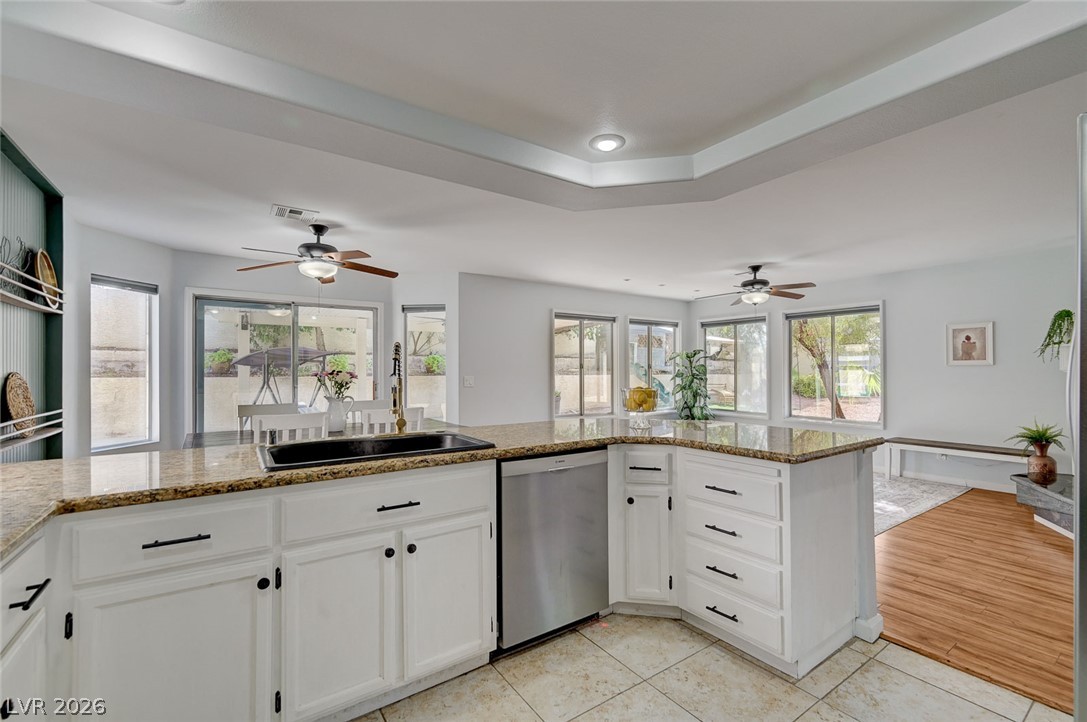 8349 Cretan Blue Lane Property Photo 18