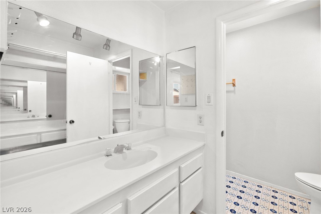 2529 Lakeside Drive Property Photo 23