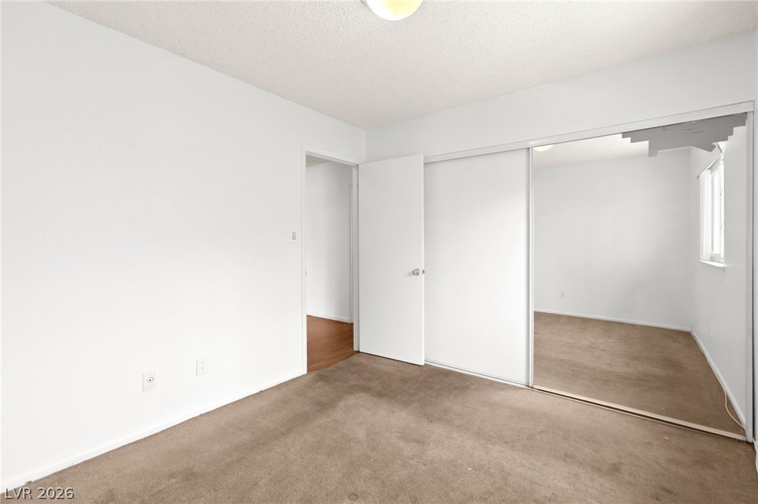 2529 Lakeside Drive Property Photo 27