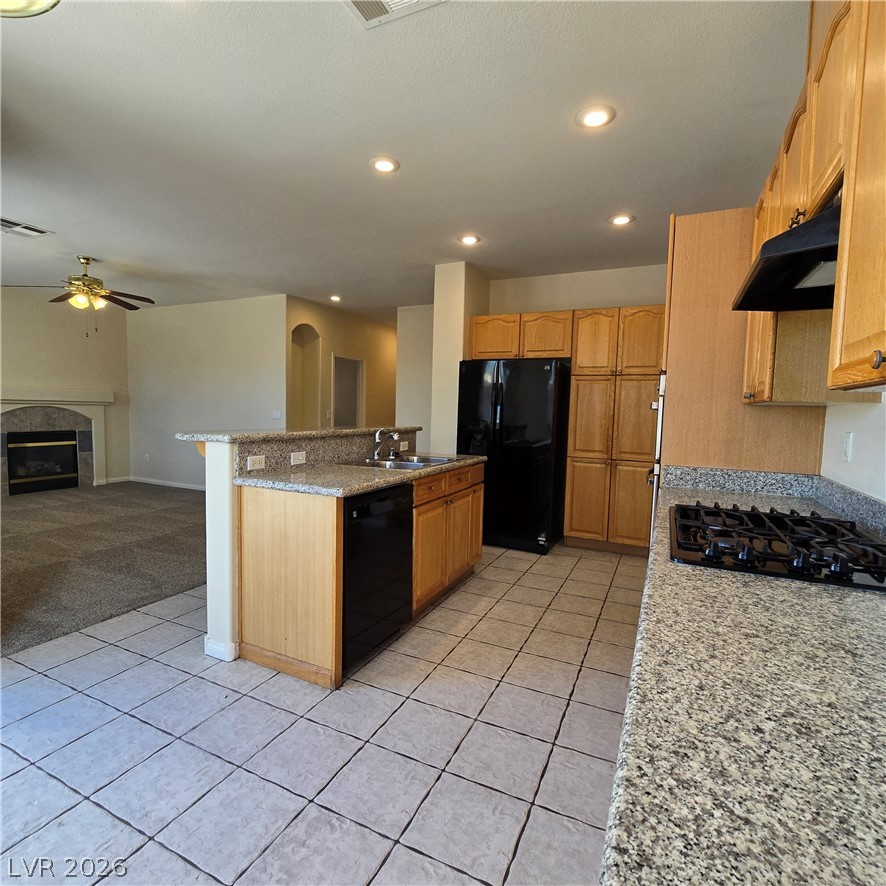 8858 Sanibel Shore Avenue Property Photo 11