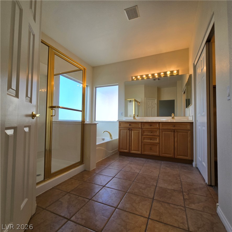 8858 Sanibel Shore Avenue Property Photo 22
