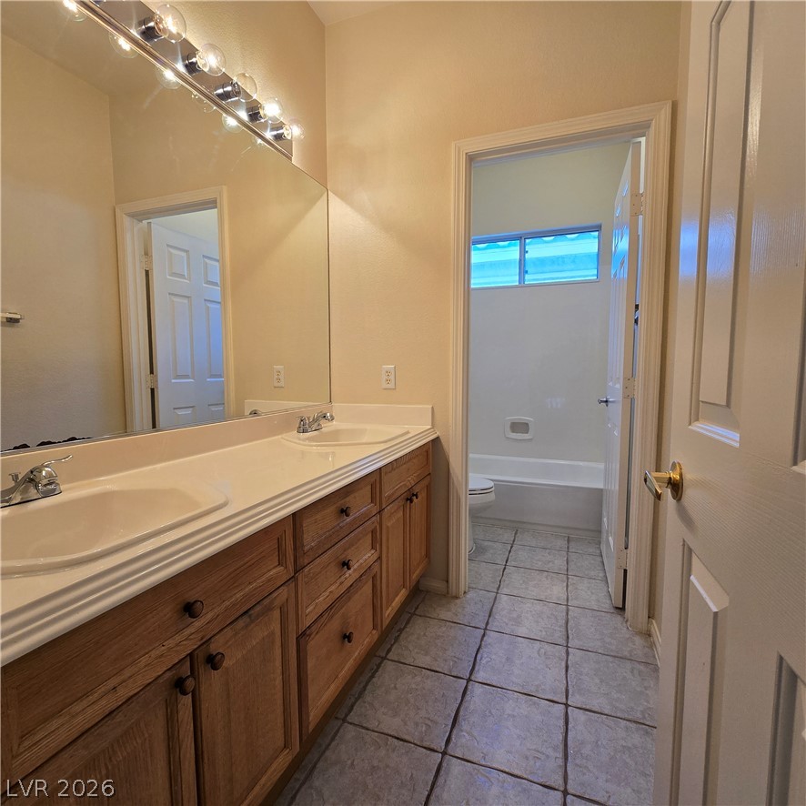 8858 Sanibel Shore Avenue Property Photo 32