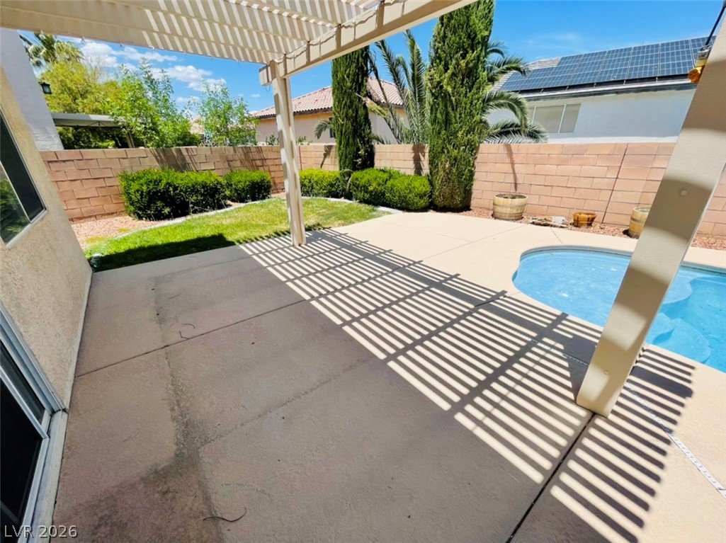 2722 La Porte Court Property Photo 12
