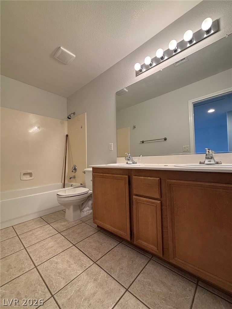 2722 La Porte Court Property Photo 35