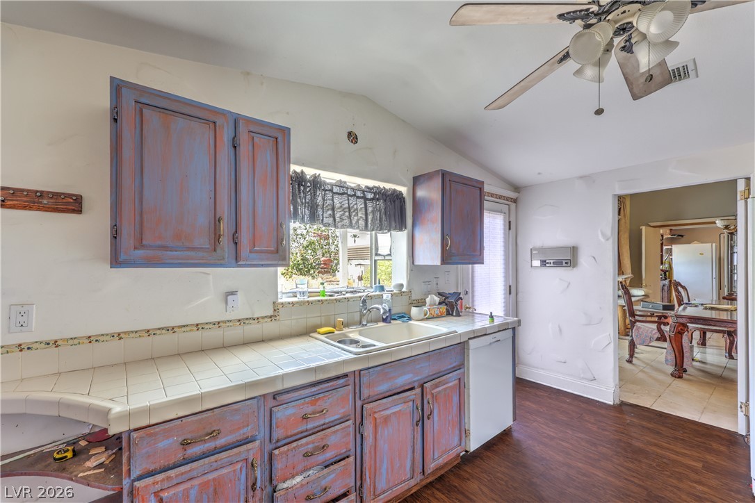 5301 Reiter Avenue Property Photo 10