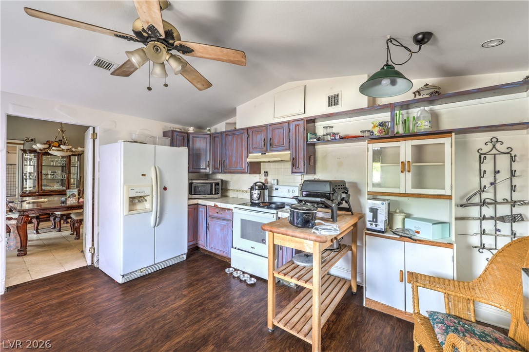 5301 Reiter Avenue Property Photo 11