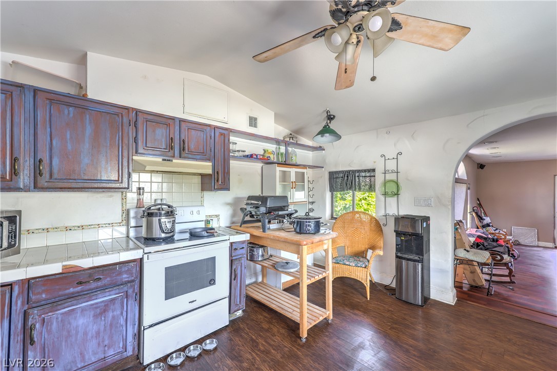 5301 Reiter Avenue Property Photo 12