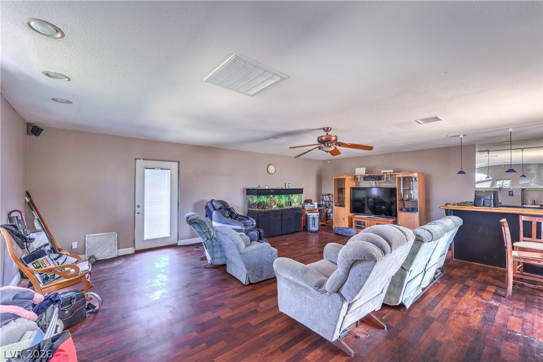5301 Reiter Avenue Property Photo 13