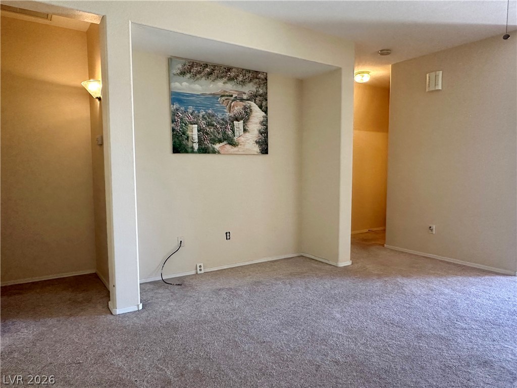 2782 Meadow Park Avenue Property Photo 6