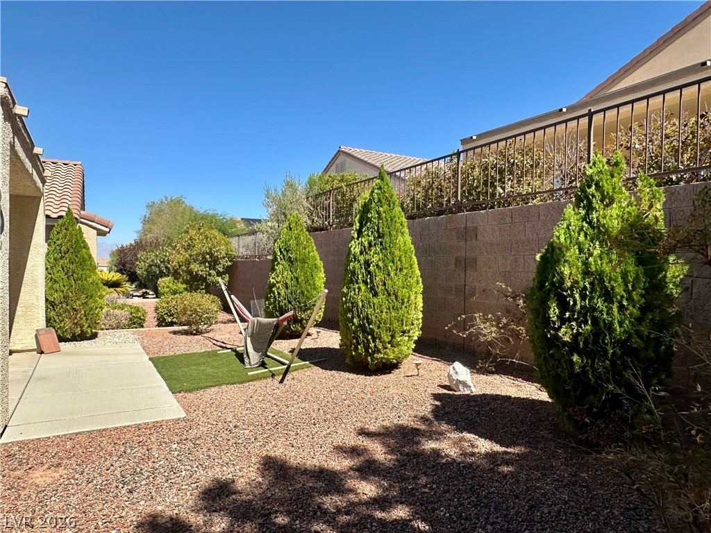2782 Meadow Park Avenue Property Photo 18