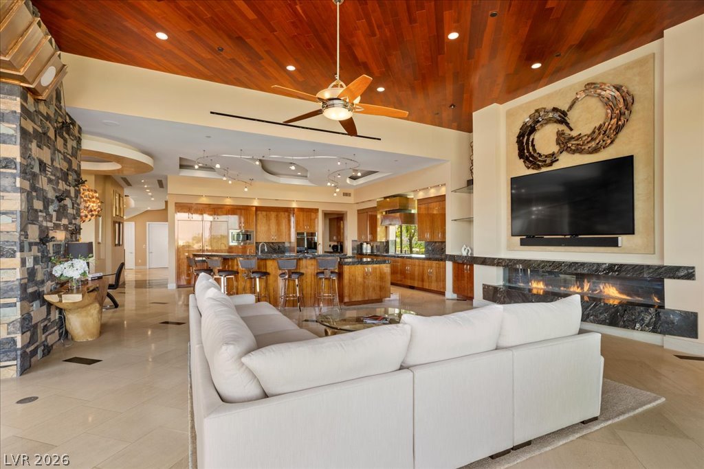 1382 Ruby Sky Court Property Photo 12