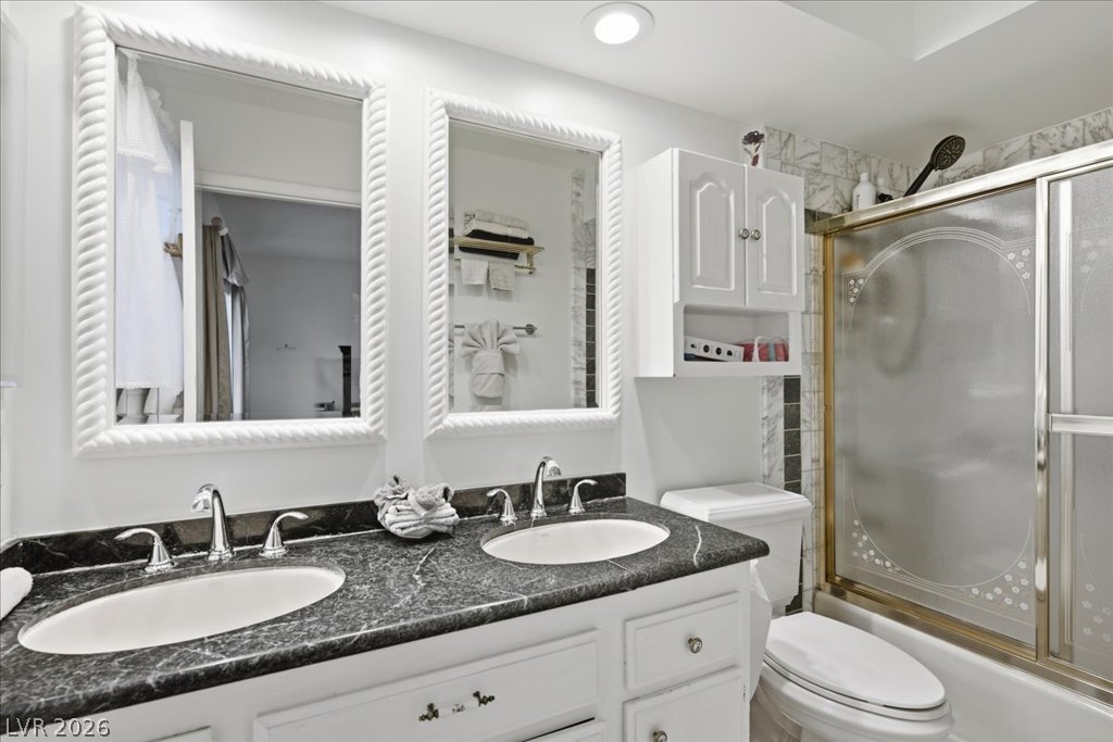 6305 Arcadia Avenue Property Photo 8