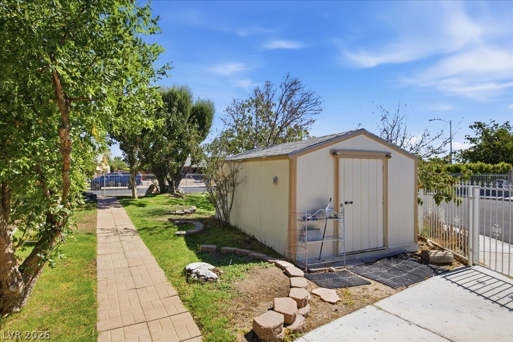 6305 Arcadia Avenue Property Photo 16