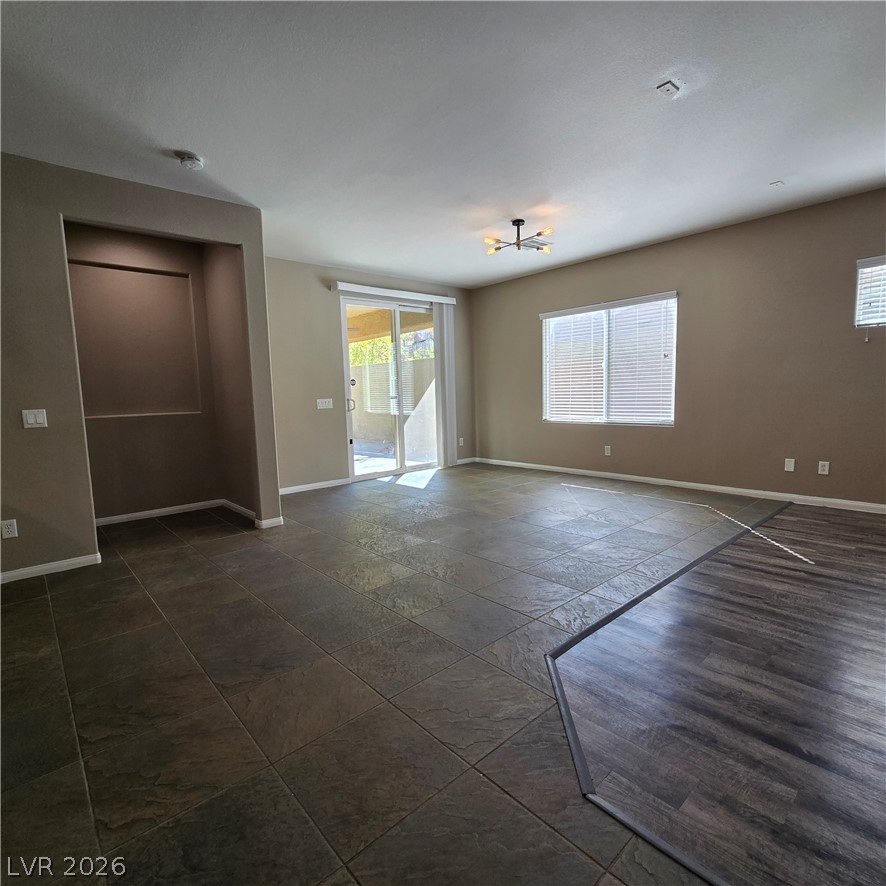4439 Weitzman Place Property Photo 12