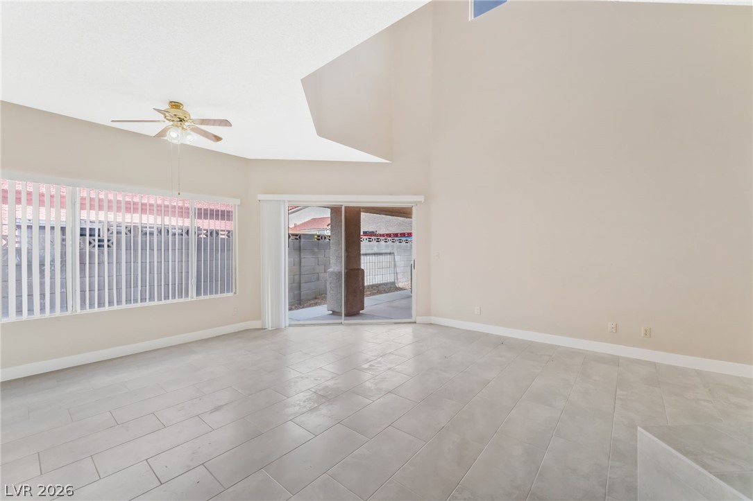 6536 Sterling Springs Parkway Property Photo 6