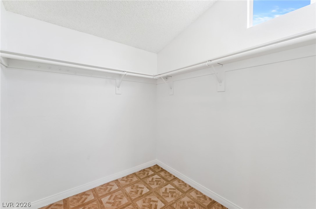 6536 Sterling Springs Parkway Property Photo 21