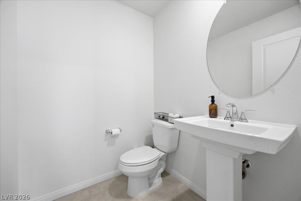 8724 Crestwood Hills Street Property Photo 11