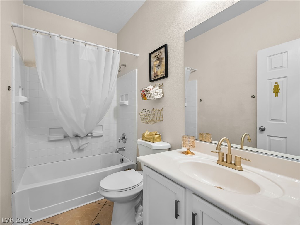7540 Key Royale Court Property Photo 9