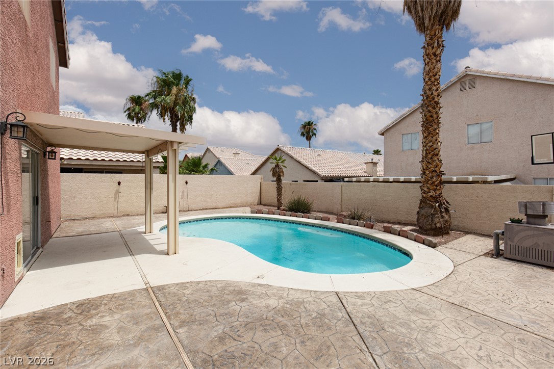 5916 Taj Mahal Drive Property Photo 3