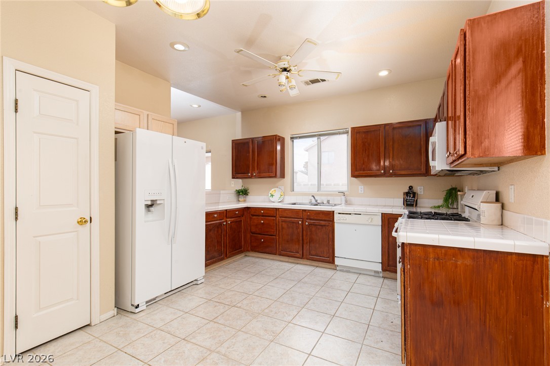 5916 Taj Mahal Drive Property Photo 10