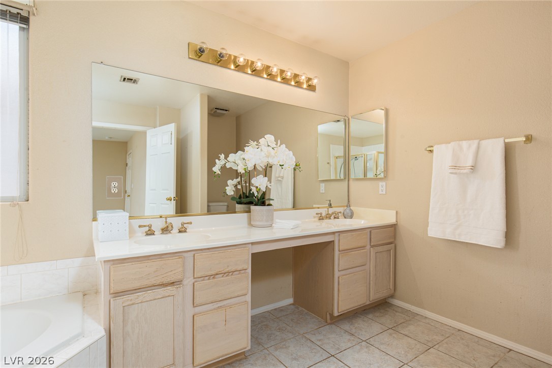 5916 Taj Mahal Drive Property Photo 16
