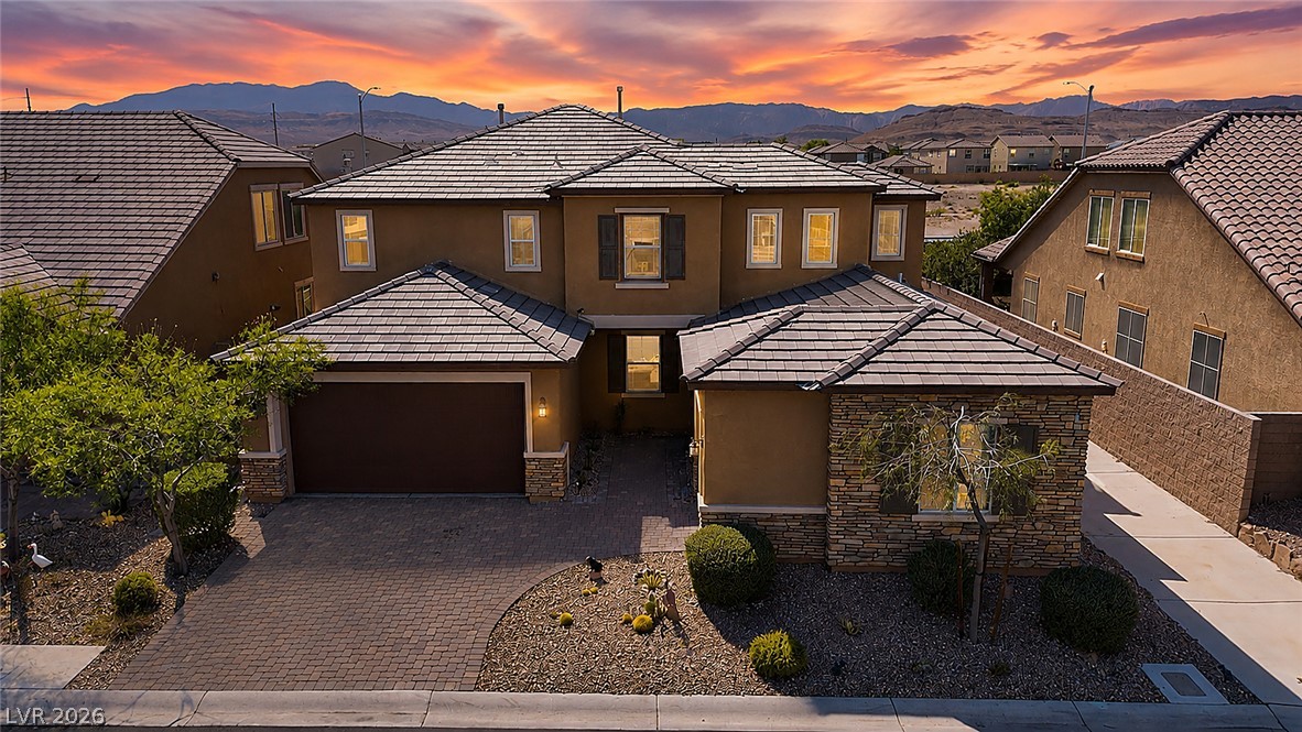 8767 Pinley Spring Street