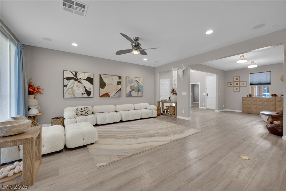 8767 Pinley Spring Street Property Photo 15