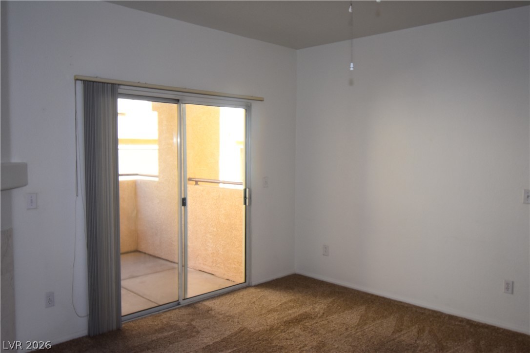 3320 South Fort Apache Road 109 Property Photo 5