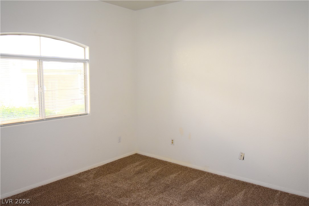3320 South Fort Apache Road 109 Property Photo 9