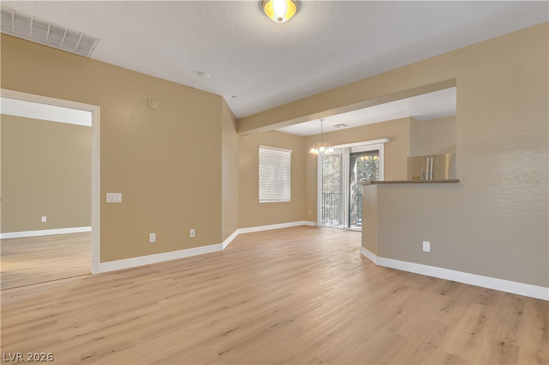 4685 Apulia Drive 202 Property Photo 6
