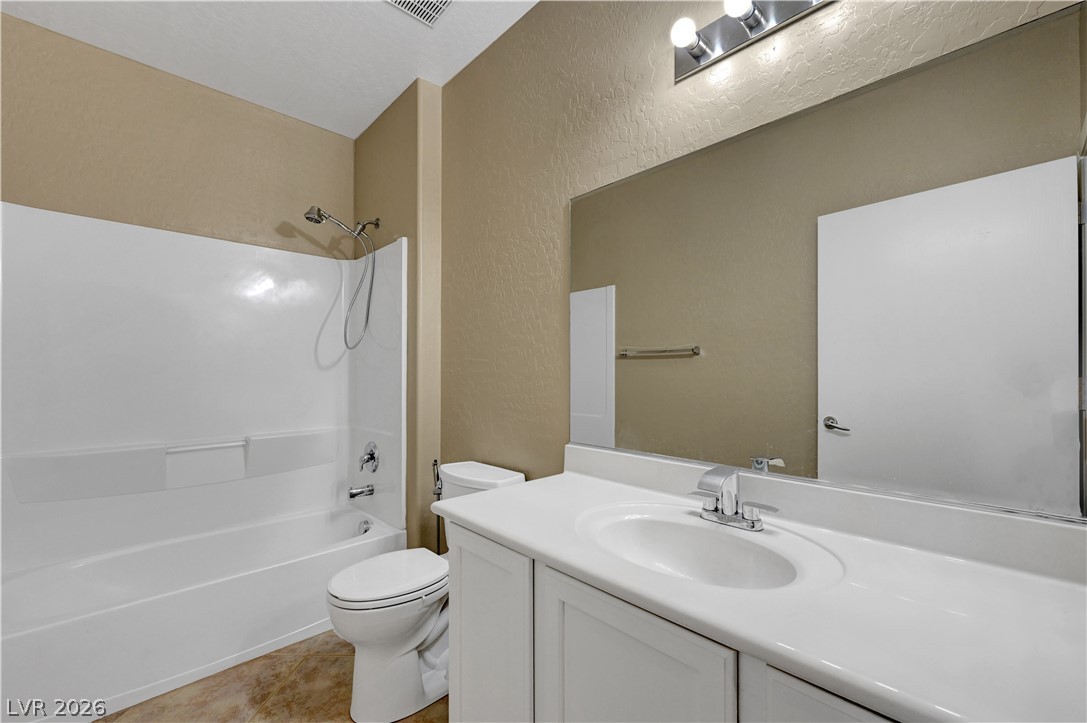 4685 Apulia Drive 202 Property Photo 21