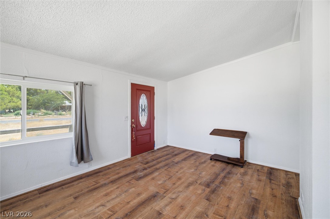 5610 Tecopa Street Property Photo 5